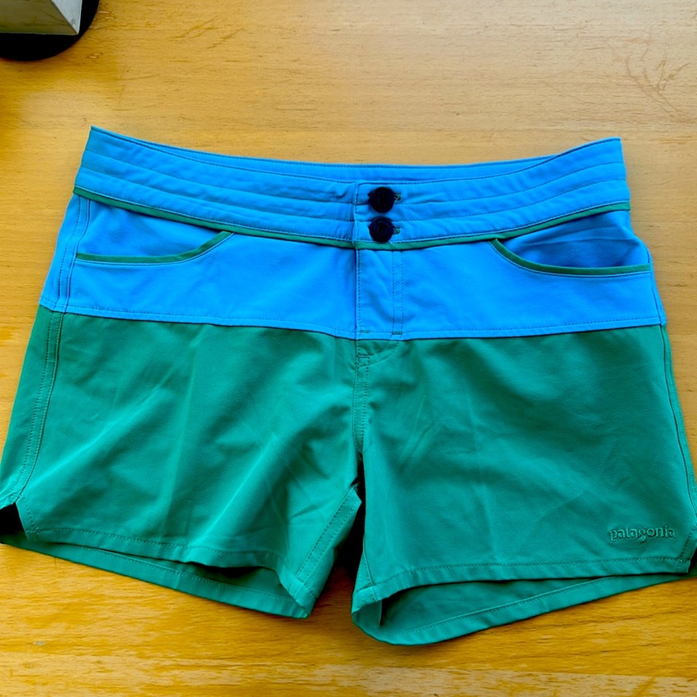 Patagonia board shorts size 2